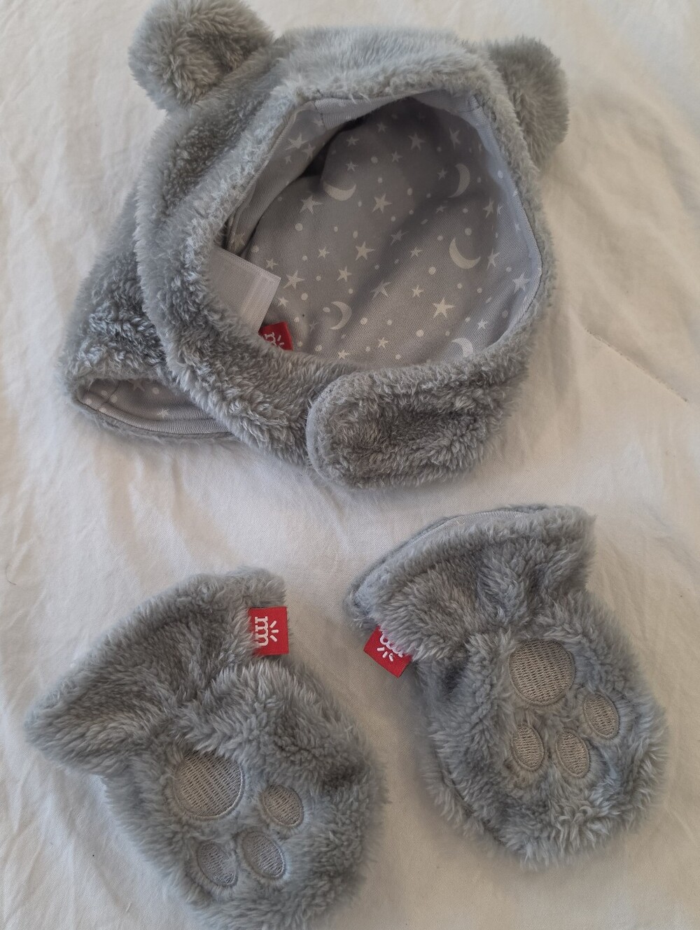 Magnetic Me Minky Easy Close Cap And Mittens Set In Storm 0-6 Months